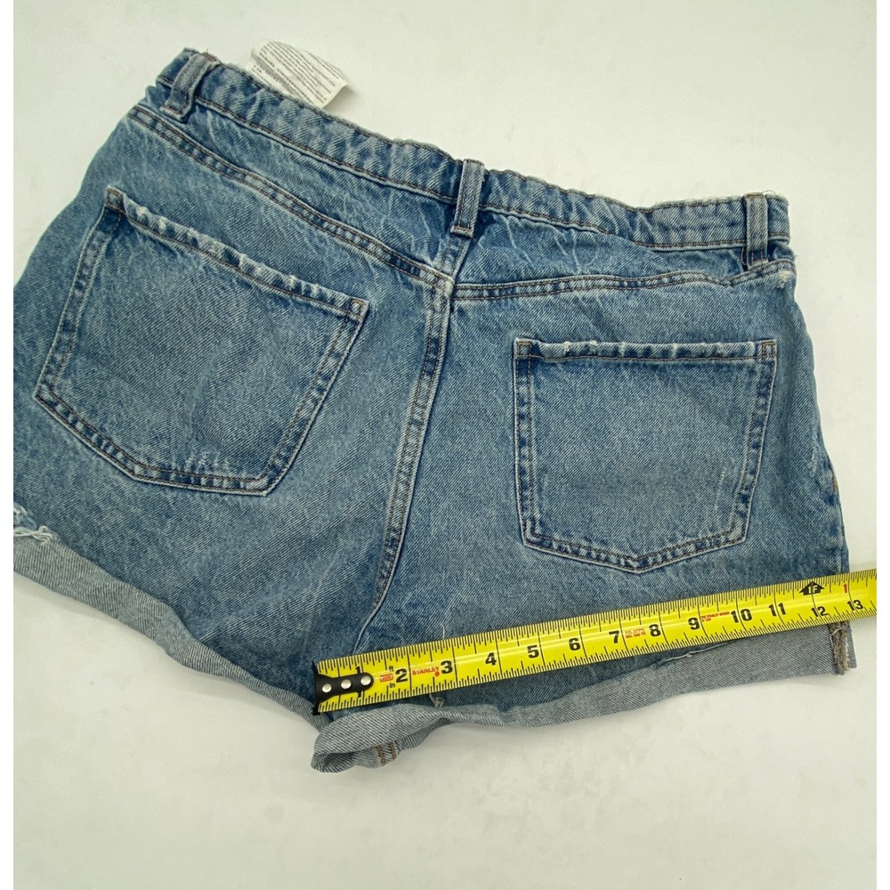 Zara‎ Womens High Rise Distressed Denim Shorts Medium Wash Button Fly Size 12 - Picture 8 of 9
